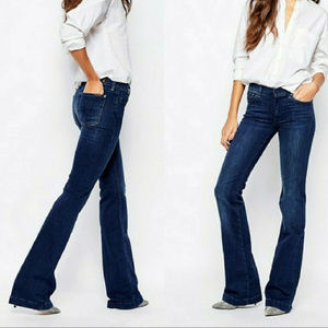 7 For All Mankind Charlize Flare Jeans Dark EUC